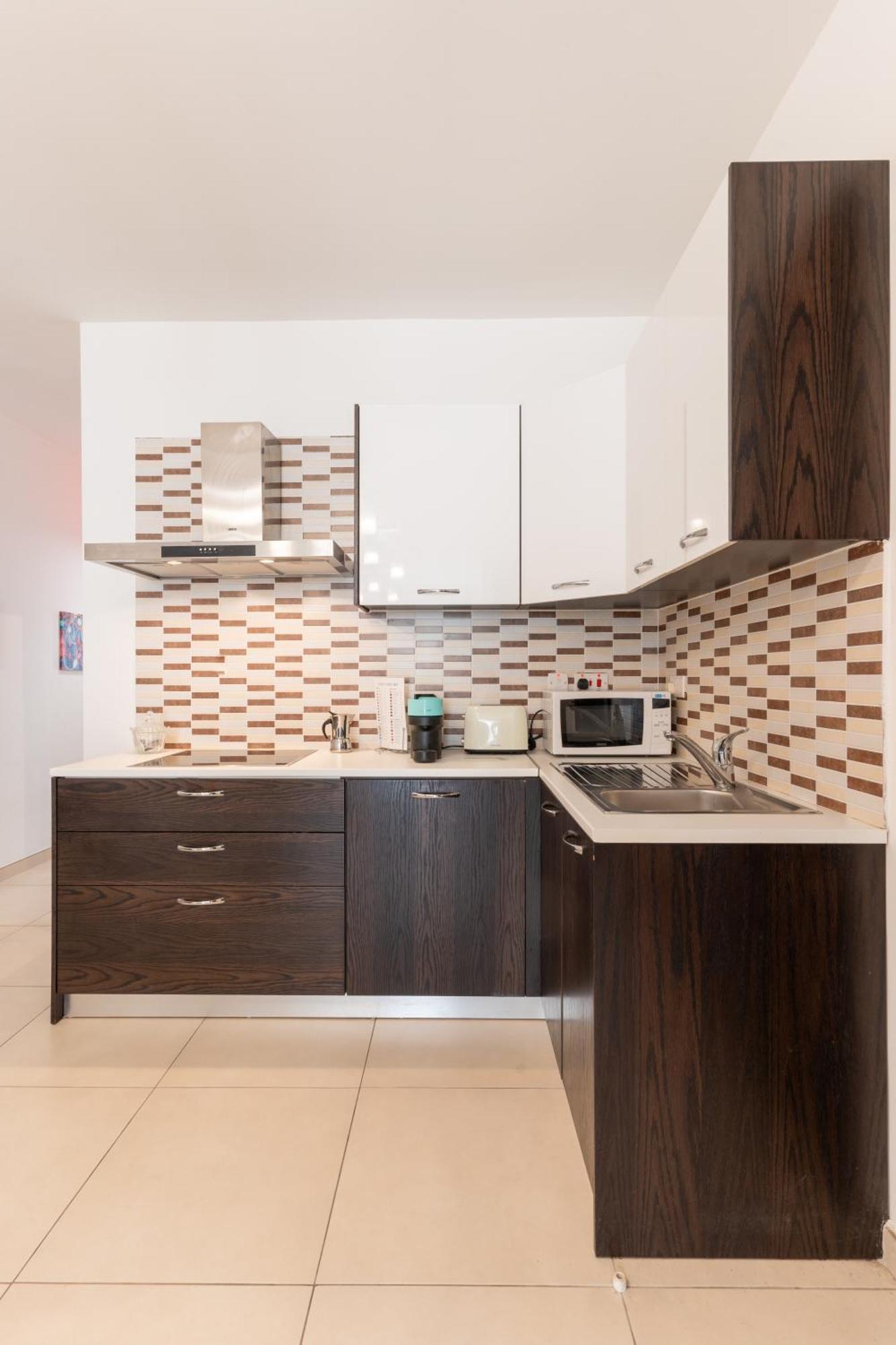 2 Bedroom In Central St Julians Prime Location In Paceville Apt 3 By Vaganza St. Julian's Zewnętrze zdjęcie