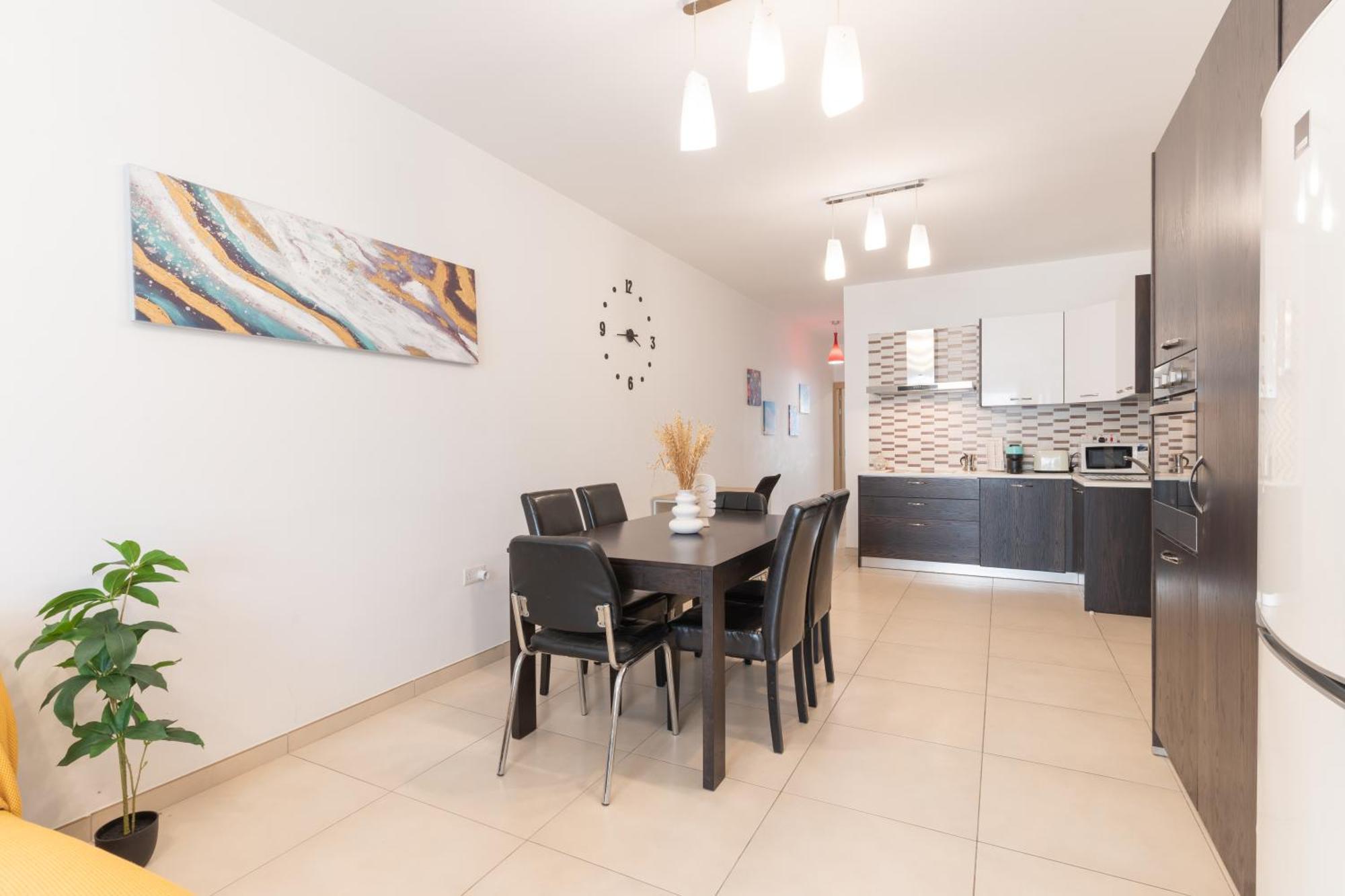 2 Bedroom In Central St Julians Prime Location In Paceville Apt 3 By Vaganza St. Julian's Zewnętrze zdjęcie