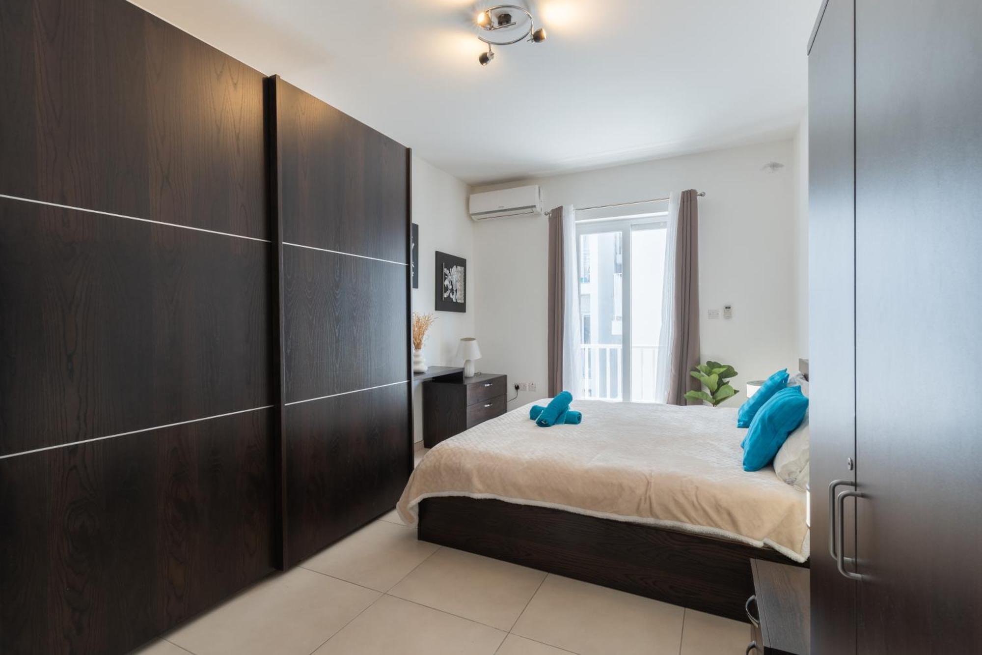 2 Bedroom In Central St Julians Prime Location In Paceville Apt 3 By Vaganza St. Julian's Zewnętrze zdjęcie
